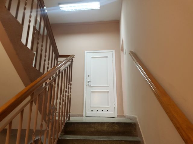 Image 1 Title